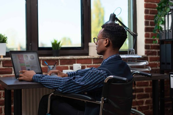 Quel est l'avantage d'une trottinette électrique puissante ?